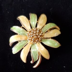 Vintage 70's Gold and Green Floral Brooch with Dimensional Petals